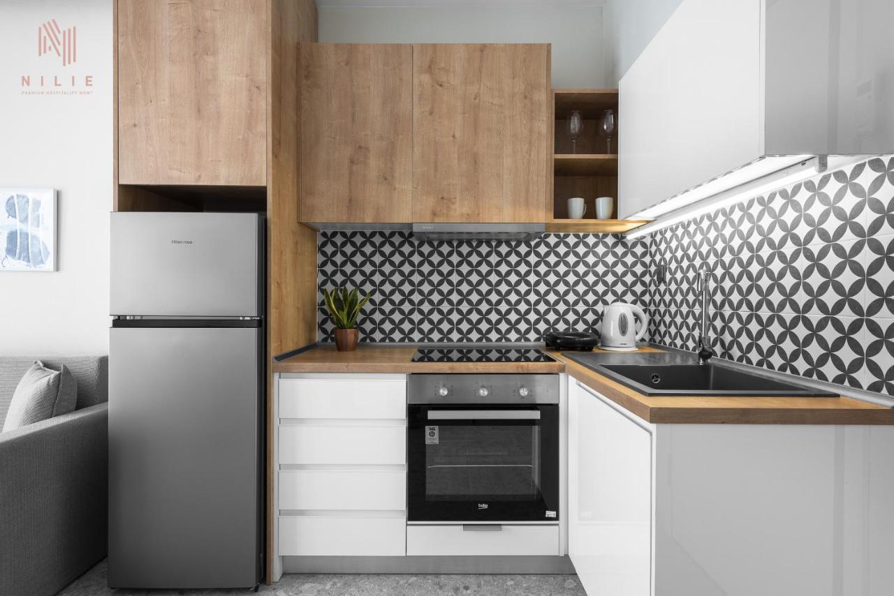 The Skysphere, Nilie Hospitality Mgmt Apartment Солун Екстериор снимка