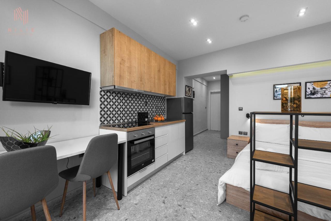 The Skysphere, Nilie Hospitality Mgmt Apartment Солун Екстериор снимка